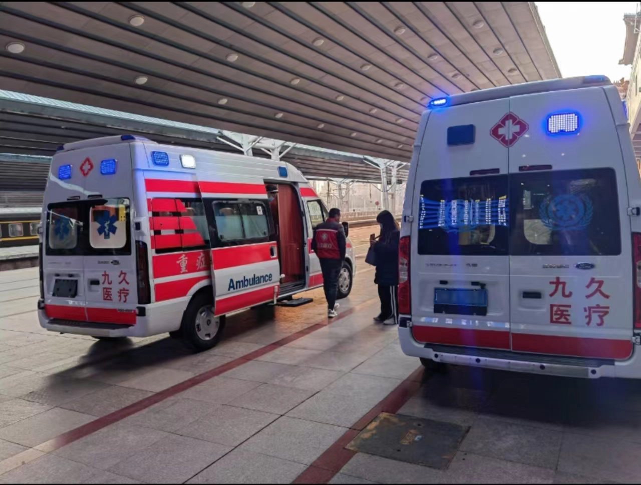 永胜县救护车长途转运